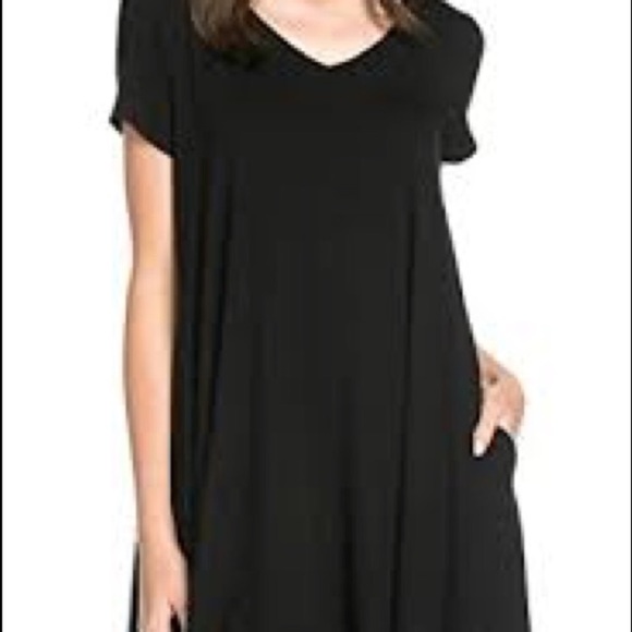 Zara Dresses & Skirts - ZARA V-NECK T-SHIRT DRESS
